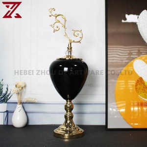 Fábrica Direta Tabletop Vidro Preto Ornamentos Decorativos Metal Base Artesanato Decoração Casa Acessórios - Product Image 1