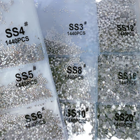 Assortiment de strass de couleurs variées, lot de 1440 pièces en sachet individuel, cristaux de verre à dos plat pour nail art, bricolage et artisanat, vente en gros