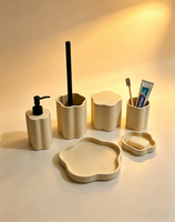 Ensemble d'accessoires de salle de bain 6 pièces à motif floral : Distributeur de savon, Porte-brosse WC, Gobelet, Pot à cotons-tiges, Plateau et Porte-savon