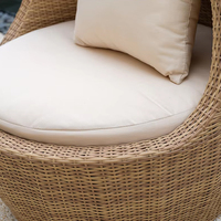 Moderne Garten-Rattan-Bartisch-Sets Terrassenmöbel Rattan-Stuhl und -Tisch im Garten-Bistro-Set