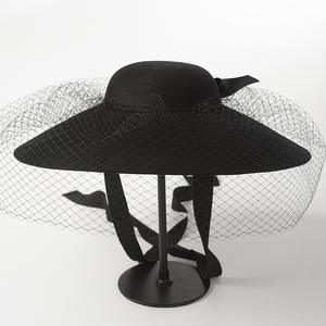 Chapeau fedora <span class=keywords><strong>en</strong></span> feutre de <span class=keywords><strong>laine</strong></span> à large bord pour femmes noires, nouvelle mode, <span class=keywords><strong>robe</strong></span> d'église avec voile <span class=keywords><strong>en</strong></span> <span class=keywords><strong>maille</strong></span> - Product Image 1