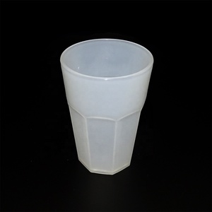 Color personalizado de plástico irrompible gárgaras vaso Octágono taza - Product Image 1