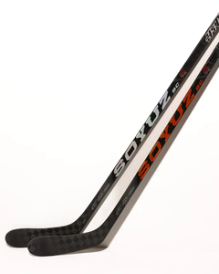 Palo <span class=keywords><strong>de</strong></span> hockey <span class=keywords><strong>de</strong></span> carbono superior <span class=keywords><strong>de</strong></span> <span class=keywords><strong>enganche</strong></span> POROS | Palo <span class=keywords><strong>de</strong></span> punto <span class=keywords><strong>de</strong></span> patada baja <span class=keywords><strong>de</strong></span> liberación rápida para tiros rápidos y jugadores ágiles - Product Image 1