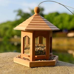Houten Vogelvoeder Geschikt Voor Buitentuindecoratie Zeshoekig Dak Grote Capaciteit Duurzaam - Product Image 5