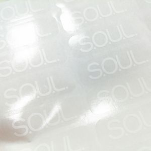 Feuille d'autocollant d'étiquette transparente <span class=keywords><strong>personnalisée</strong></span> en vinyle de couleur <span class=keywords><strong>blanche</strong></span> imprimée pour la bière - Product Image 4