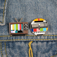 Broche vintage TV Pin No Signal années 80, broche arc-en-ciel colorée, bijoux de mode personnalisés, badge souvenir