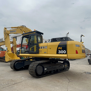 Excavadora usada Komatsu 300-8 a la venta de bajo costo con componentes de bomba de caja de cambios de motor central - Product Image 1