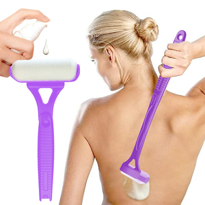 Applicateur de lotion pour le dos et le corps, rouleau applicateur de crème solaire réutilisable en mousse avec manche pliable longue portée - Product Image 1