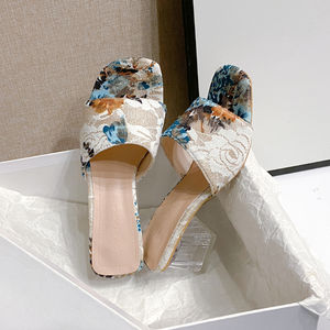 Vente en gros – Nouvelle collection été 2025 : Sandales compensées en PU à talon épais pour femmes et dames - Product Image 2