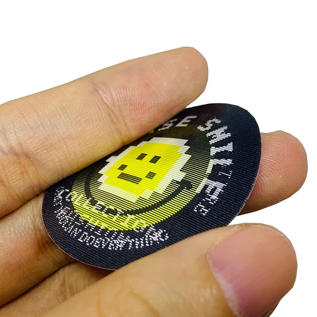 Custom TPU 3D Lenticular Label Patch to Sew on T-Shirt