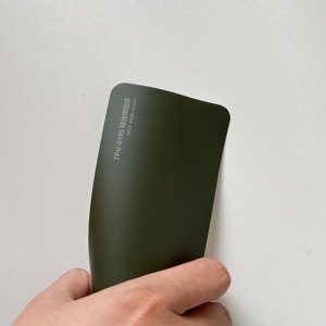 1.52*15m Tpu Changement de Couleur Auto-Adhésif Auto-Guérison <span class=keywords><strong>Mat</strong></span> <span class=keywords><strong>Kaki</strong></span> <span class=keywords><strong>Vert</strong></span> Foncé Rouleau Wrap Peinture Protecteur Ppf Film - Product Image 1