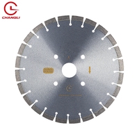 Lame de scie diamantée segmentée Changli OEM pour découpe humide de béton, 350 mm (14 pouces), longue durée de vie, pour routes - Vente en gros
