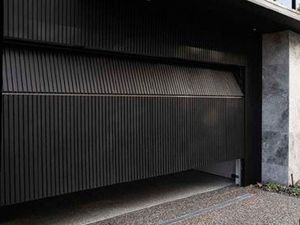 <span class=keywords><strong>Porte</strong></span> <span class=keywords><strong>de</strong></span> <span class=keywords><strong>garage</strong></span> sectionnelle moderne ATMOS en aluminium à battant vertical, surface finie pour villa, montage encastré - Product Image 3