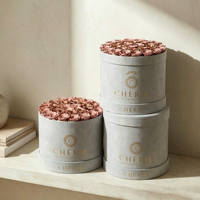 Boîte à chapeau rigide en velours de qualité supérieure, personnalisée avec logo, boîte ronde grise pour fleurs, coffret cadeau de luxe pour mariage, emballage de bijoux roses