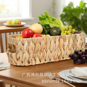 ตะกร้าเก็บของสานจากผักตบชวา งานแฮนด์เมด ทรงสี่เหลี่ยมผืนผ้า สำหรับวางบนโต๊ะกาแฟ ตู้เก็บของ หรือใส่อาหาร พร้อมฝาปิด - Product Image 1