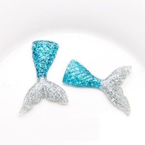 2023 vendita calda adorabili stili di glitter misti coda di pesce sirena in resina multicolore per ciondoli decorazione fai da te - Product Image 3