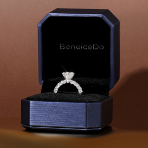 Maßgefertigter Gia IGI Zertifizierter Vvs Cvd Labor-Gezüchteter Diamant 10k 14k 18k Gold Radiantschliff 1 2 3 Karat Verlobungsring - Product Image 2