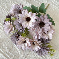 Arrangement floral artificiel en soie, chrysanthème réaliste fait main pour la décoration de la maison, des mariages et des événements