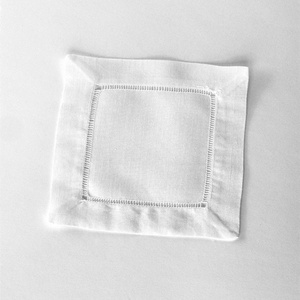 Servilleta <span class=keywords><strong>de</strong></span> cóctel <span class=keywords><strong>de</strong></span> tela <span class=keywords><strong>de</strong></span> ramio y algodón con dobladillo - Product Image 3