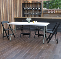 Vente chaude Portable En Plastique Blanc 5ft Rectangle Table Pliante pour Intérieur Extérieur Événements