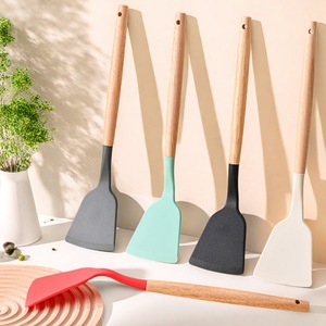 Spatules en silicone à manche en bois, ensemble de 5 pièces, antiadhésives, résistantes à la chaleur, pour la cuisine à domicile - Product Image 1