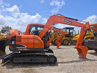 Excavatrice Doosan DX 75, Excavatrice Sud-Coréenne DX75, Mini Pelle Compacte sur Chenilles Doosan 75