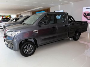 Wuling Zhengtu 2021 1.5L LAR Base Pickup Truck 5MT 2m Cargo Box 5 Seats Gasoline Mini Pickup for Business - Product Image 1