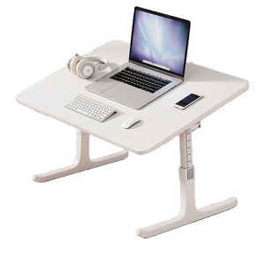 ポータブル折りたたみ木制プラスチックラップトップテーブルMDFコンピュータデスク用ベッド用 - Product Image 1