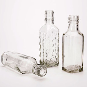 Vista bán buôn tùy chỉnh nhỏ rượu Vodka Gin Whisky Tequila Chai Thủy Tinh 100ml 180ml với mũ nhựa - Product Image 4