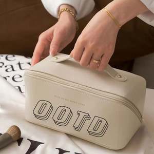 Venta al por mayor Logotipo de diseño personalizado impreso liso organizador bolsa de regalo neceser de viaje bolsa de cosméticos de maquillaje - Product Image 6