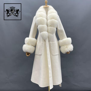 Nuova moda <span class=keywords><strong>pelliccia</strong></span> <span class=keywords><strong>di</strong></span> volpe lungo <span class=keywords><strong>cappotto</strong></span> in lana Cashmere <span class=keywords><strong>con</strong></span> <span class=keywords><strong>maniche</strong></span> a doppia <span class=keywords><strong>pelliccia</strong></span> <span class=keywords><strong>di</strong></span> volpe elegante <span class=keywords><strong>pelliccia</strong></span> <span class=keywords><strong>di</strong></span> lana da donna - Product Image 2