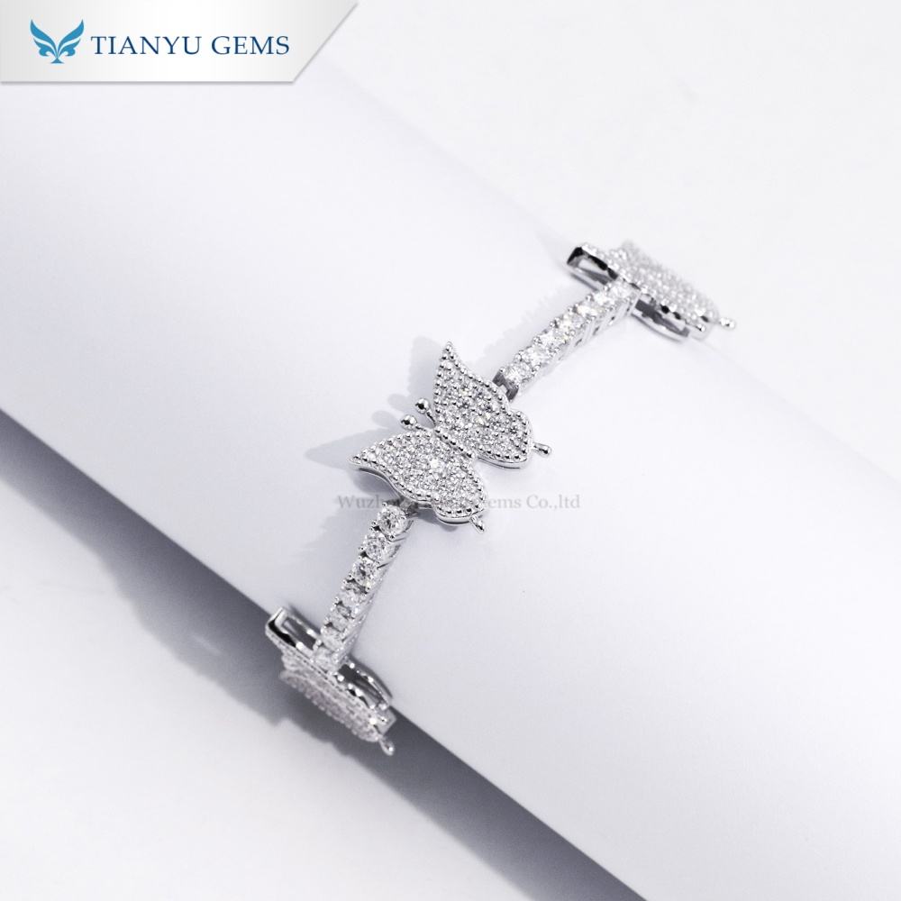 สร้อยข้อมือผีเสื้อเพชรโมอิสสีขาว