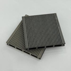 WPC Nouveaux Types 3d En Relief Rectangle Trou Décoratif Decking Board Wpc Extérieur <span class=keywords><strong>Terrasse</strong></span> Revêtement De <span class=keywords><strong>Sol</strong></span> - Product Image 2