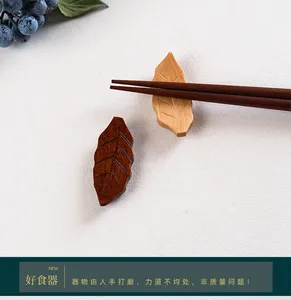 Soporte Reutilizable de Madera para Palillos, Cuchara y Tenedor con Forma de Hoja de Pescado, Moderno Soporte Japonés para Sushi, Utensilios de Cocina - Product Image 6