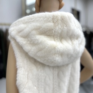 Gilet de luxe en fausse fourrure Cardigan Style fermeture éclair torsion gaufrage veste <span class=keywords><strong>sans</strong></span> manches vêtements d'extérieur décontractés bouton décoration imprimé revêtement - Product Image 5