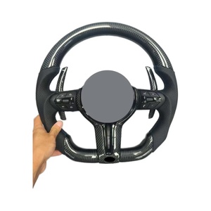 Volant de voiture sport en fibre de carbone pour BMW F10 à G30 X5 X5m E70 X6 E90 F30 E92 E93 E89 Z4 E81 E82 E87 E88 avec commande au volant - Product Image 1