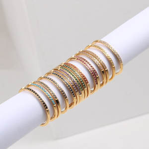 Anillo de Acero Inoxidable de Alta Gama con Zirconia Colorida y Media Pavimentación de <span class=keywords><strong>Oro</strong></span> de 18K, Joyería de <span class=keywords><strong>Oro</strong></span> <span class=keywords><strong>2022</strong></span> - Product Image 6