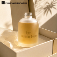 Bouteille diffuseur de parfum vide givrée à col vissé de 200 ml, logo personnalisé, bouchons assortis, bâtonnets diffuseurs et accessoires de support disponibles