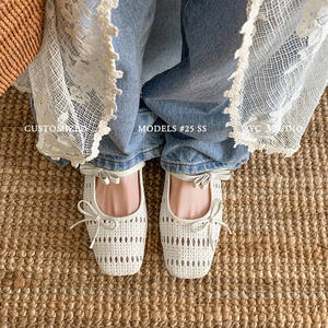 Zapatos de plataforma de suela gruesa y tejido abierto con cierres metálicos de lazo, parte delantera cubierta, parte trasera abierta, zapatos de mujer de tacón bajo - Product Image 6