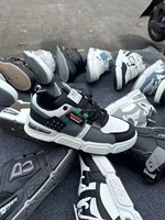 Baskets pour hommes Marque de mode Taille 41-45 Chaussures de sport décontractées Bas Chaussures de sport à semelle épaisse Stock de chaussures de mode Vente en gros