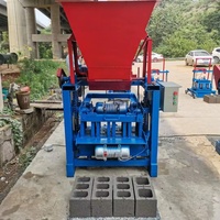 Chine Offre Spéciale petite échelle ciment béton cendres volantes finisseur verrouillage brique bloc faisant la machine prix