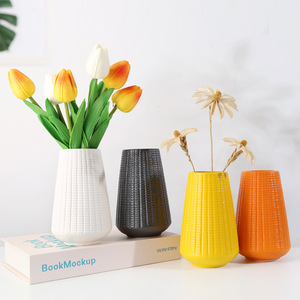 Vase nordique Morandi, ornements pour fleurs séchées, design créatif, minimalisme moderne, fait main, décoration de salon, décoration de la maison - Product Image 2