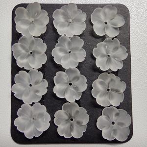 T-1F แกะสลักควอตซ์ธรรมชาติรูปทรงดอกไม้น้ำแข็งสีขาวล้วนแบบธรรมดาอัญมณีหลวมสำหรับเป็นของขวัญส่งเสริมการขาย - Product Image 3