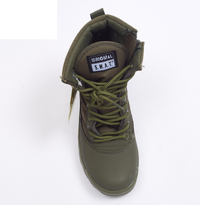 Bottes de combat personnalisées TSB09 en cuir de vachette microfibre vert, style désert, sans fermeture éclair, couleur tan et noir - Product Image 3