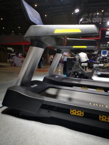 New Tredamill MND-X600A Used for Gym - Product Image 3