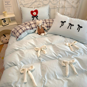 Set di Biancheria da Letto in Poliestere con Ricamo 3D, Copriletto, Lenzuolo e Federe, Vendita all'Ingrosso per l'Esportazione - Product Image 4