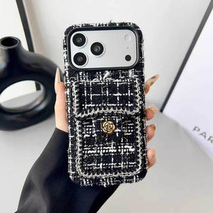 Nouvelle coque de protection européenne en laine de camélia avec sangle, compatible iPhone 17/16/15 Pro <span class=keywords><strong>Max</strong></span>, boule dorée réglable, clip, antichoc - Product Image 2