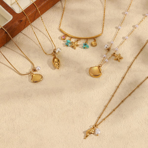 Collar con Colgante de Moda, Acero Inoxidable, Chapado en Oro de 18K, Tema Oceánico, Estrella, Concha, Perla, Joyería Casual para Mujer - Product Image 1