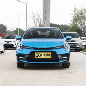 <span class=keywords><strong>Toyota</strong></span> <span class=keywords><strong>Corolla</strong></span> d'occasion 2023, boîte automatique, conduite à gauche, moteur turbo, sièges en cuir foncé, pneus R19, essence - Product Image 6