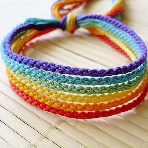 ชุดกำไลข้อมือมิตรภาพสีรุ้งแบบเรียบหรูคุณภาพพรีเมียม - Product Image 1